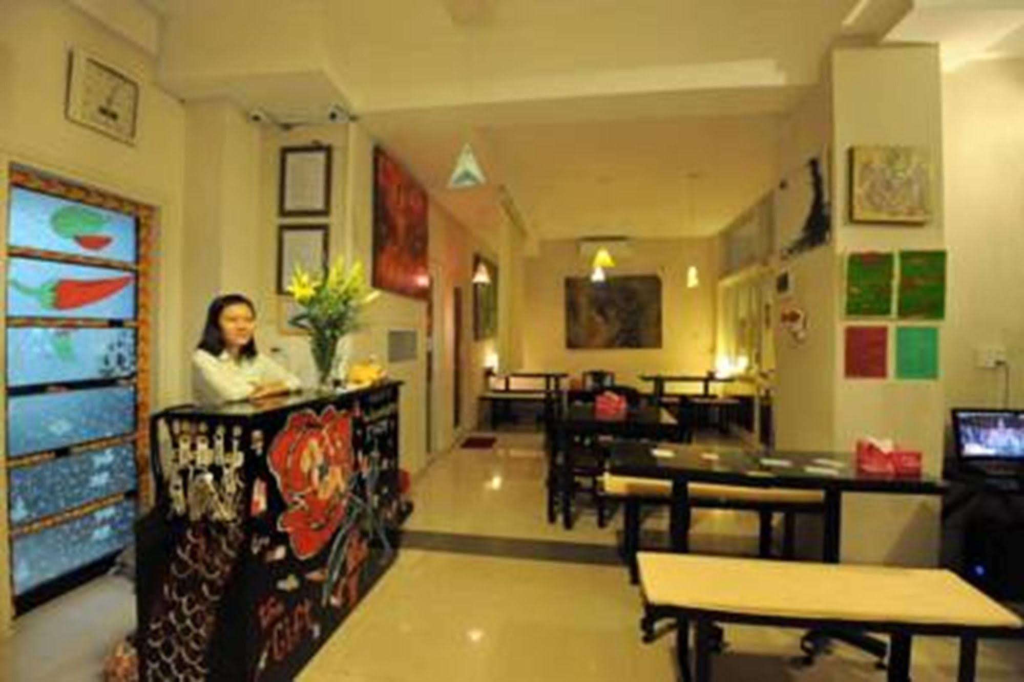 Hue Nino Hotel Bagian luar foto